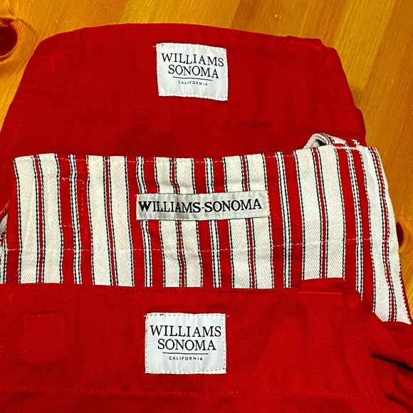 Williams Sonoma Other - THREE Williams Sanoma Kids Aprons